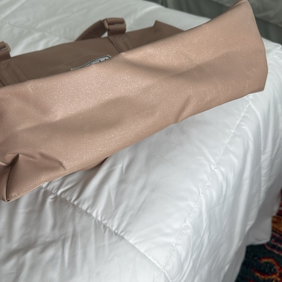 Herschel Supply Co Duffle - Picture 5 of 8